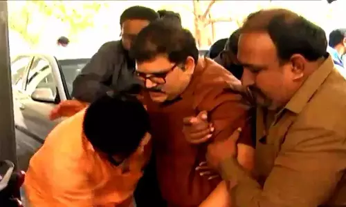 Unidentified persons attack TDP leader Pattabhi