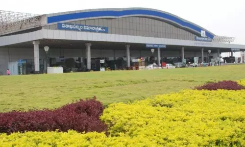 విశాఖ విమానాశ్రయానికి డిమాండ్‌..  80 విమాన సర్వీసులకు ప్రతిపాదనలు