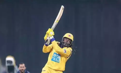 గేల్ విరోచిత బ్యాటింగ్..  22 బంతుల్లో 84 పరుగులు