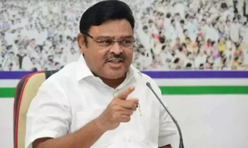 మేనిఫెస్టో రిలీజ్ చేసిన టీడీపీపై ఎందుకు చర్య తీసుకోలేదు?: అంబటి