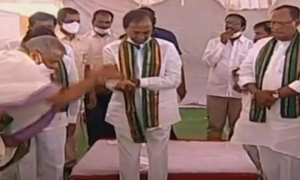CM KCR Lays Foundation Stone for 13 Irrigation Projects at Nalgonda