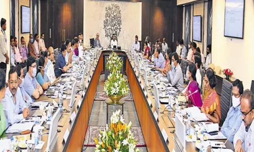 క్రికెట్‌లో కెప్టెన్ ఒక్కడు ఏమి చెయ్యలేడు, మంచి టీం ఉండాలి: సీఎం జగన్