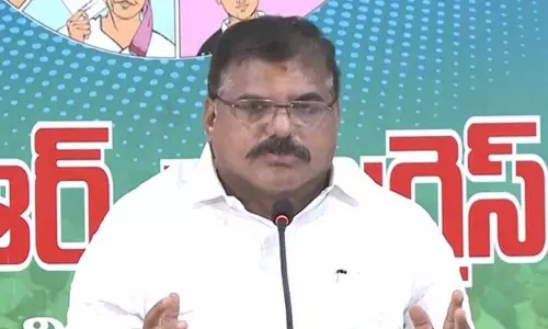 పంచాయతీ ఎన్నికల్లో వైసీపీ దూసుకుపోతుంది: మంత్రి బొత్స