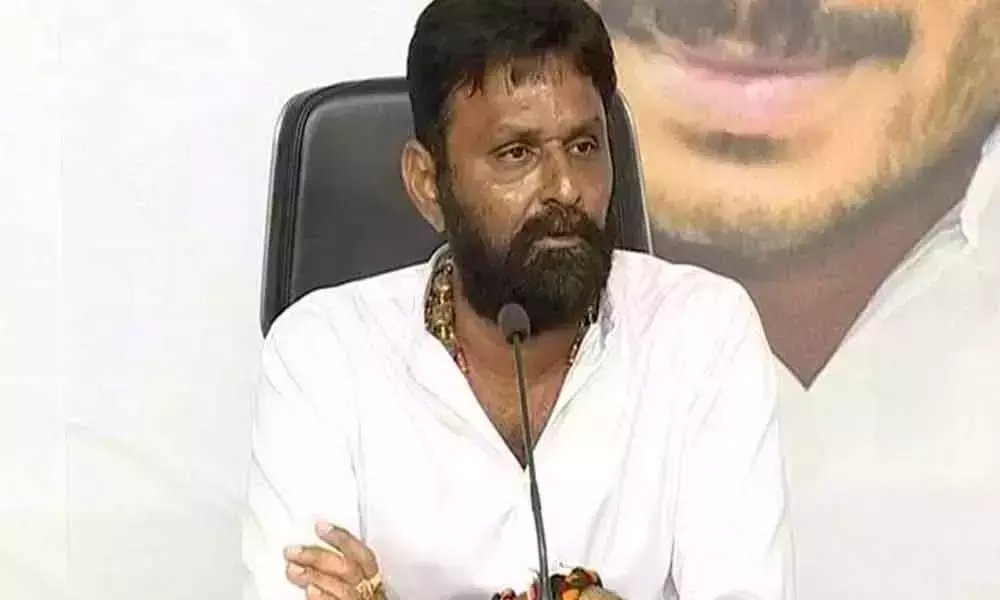 ఆ ఊరు తమ సొంతూరు కాదని మంత్రి కొడాలి నాని క్లారిటీ