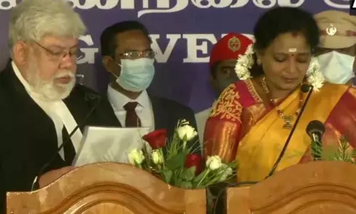 పుదుచ్చేరి గవర్నర్గా తమిళిసై ప్రమాణస్వీకారం పుదుచ్చేరి గవర్నర్గా తమిళిసై ప్రమాణస్వీకారం