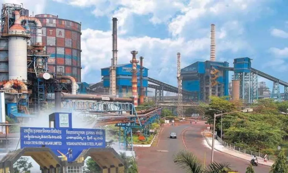 Visakha blockade against steel plant privatization