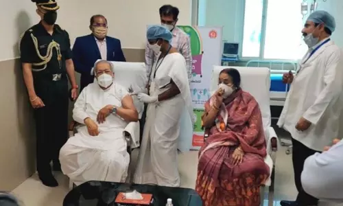 Governor Biswabhushan Harichandan takes first dose of covid vaccine