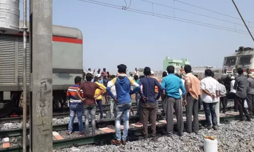 Train Mishap at station Ghanpur Train Mishap at station Ghanpur