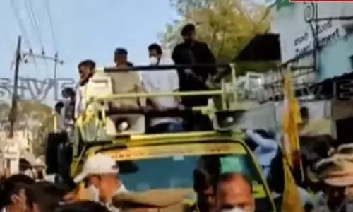 కర్నూలులో చంద్రబాబుకు చేదు అనుభవం