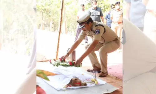 Sniffer dog Teena dies At Cyberabad Commisionarate Sniffer dog Teena dies At Cyberabad Commisionarate