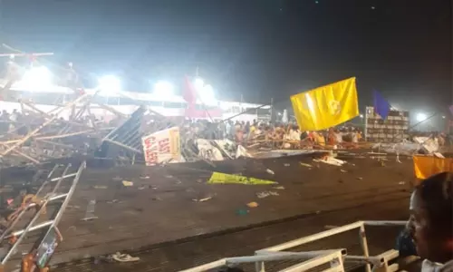 Gallery Collapsed in Suryapeta Junior National kabaddi Gallery Collapsed in Suryapeta Junior National kabaddi