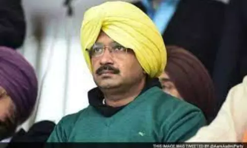 Kejriwal Fires on Center and says Black Day in Democracy Kejriwal Fires on Center and says Black Day in Democracy