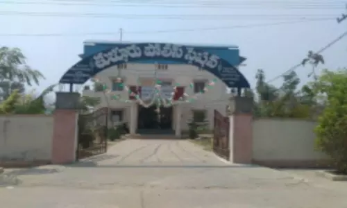 CID Speed Up Investigation On Amaravati Lands Scam Case