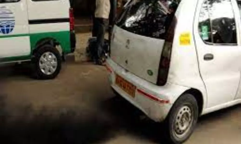 Delhi: 4 కోట్ల పాత వాహనాలపై హరిత పన్ను