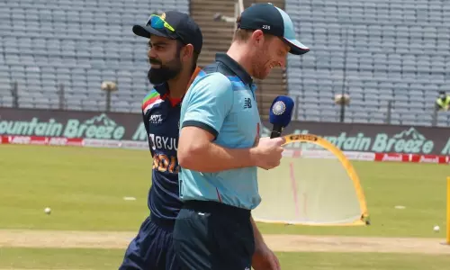 England Won the Toss and Bowl First England Won the Toss and Bowl First