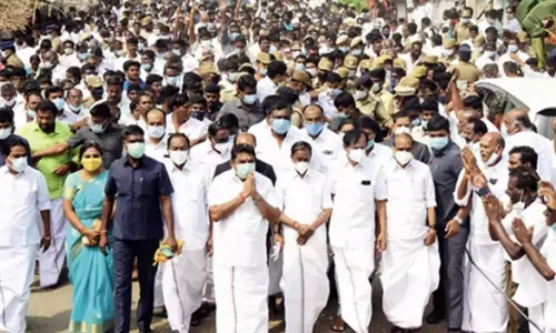 Candidates are Trying to Get Majority Votes in Tamil Nadu Elections Candidates are Trying to Get Majority Votes in Tamil Nadu Elections