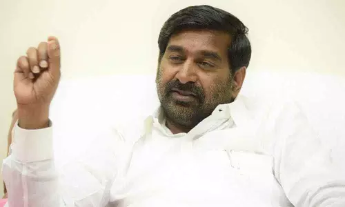 Jagadish Reddy slams Congress leader Jana Reddy Jagadish Reddy slams Congress leader Jana Reddy