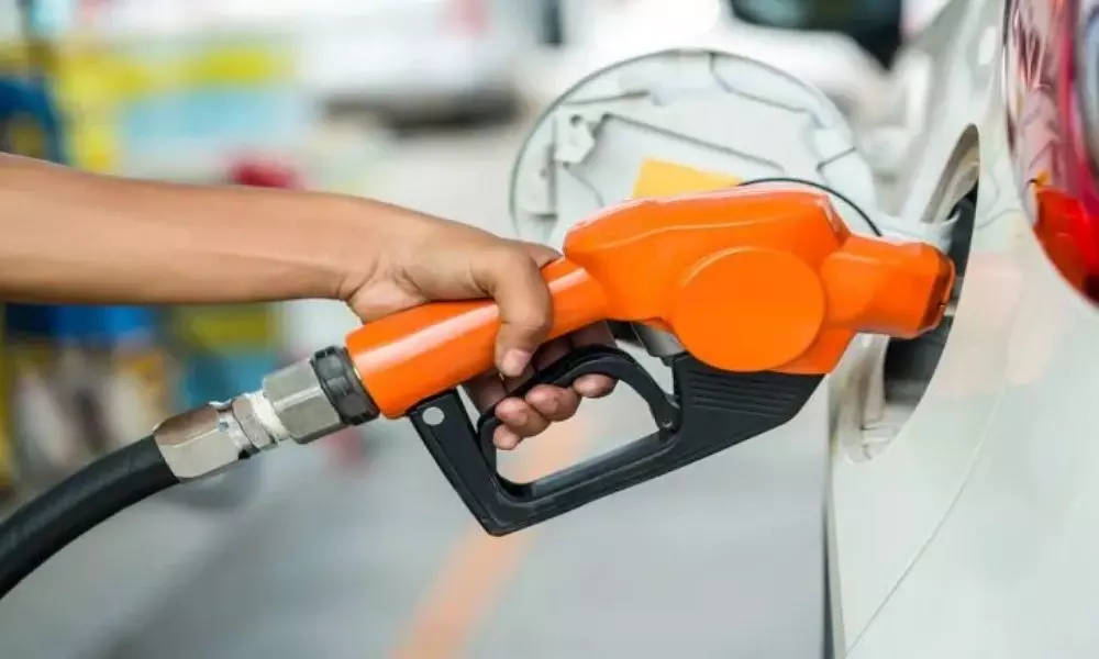 Petrol Prices stable in Metro Cities