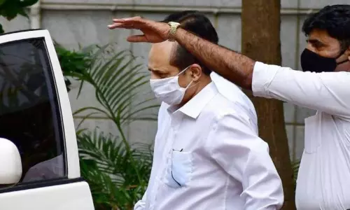 Sachin Vaze’s Custody Extended Till April 7