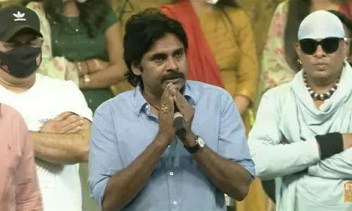 Pawan Kalyan Powerfull Speech At Vakeel Saab Pre Release Event