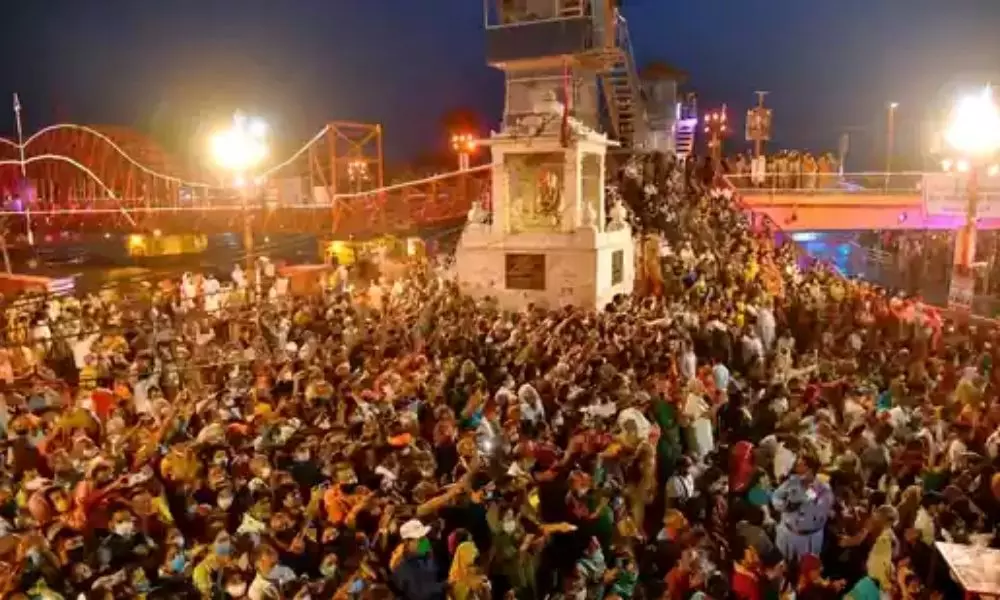Uttarakhand: Hundreds test positive for Covid at Kumbh Mela