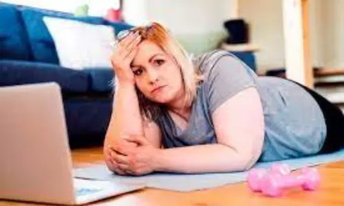 Coronavirus Threat is Higher for Those who Sit and Work for Hours Without Moving Coronavirus Threat is Higher for Those who Sit and Work for Hours Without Moving