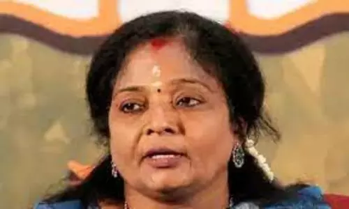 TS Governor Tamilisai Phoned to Sec TS Governor Tamilisai Phoned to Sec