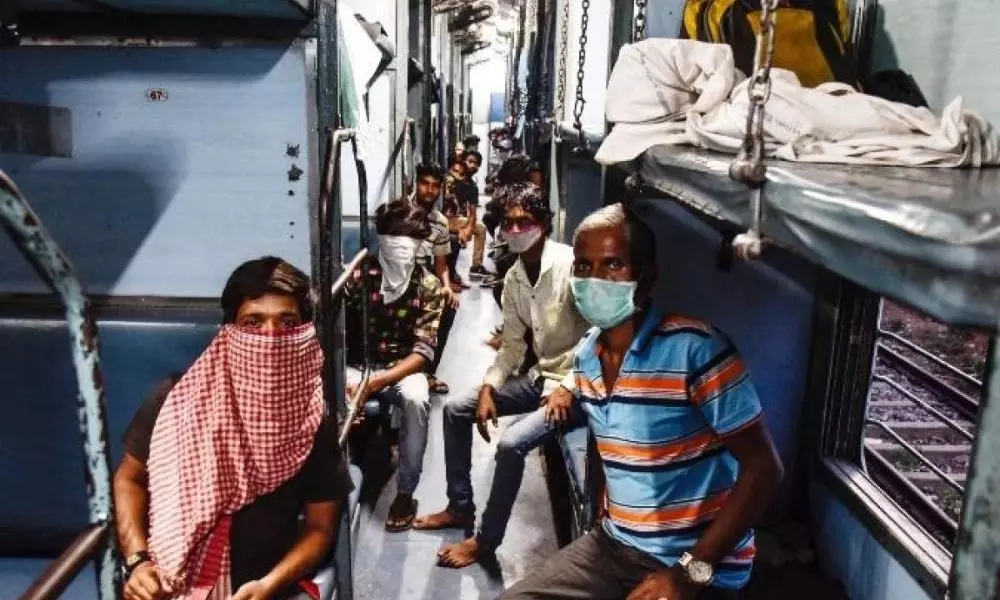 Migrant Workers Leaving Hyderabad Over CoronaVirus Fear