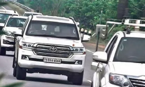 CM KCR Reached Pragathi Bhavan CM KCR Reached Pragathi Bhavan