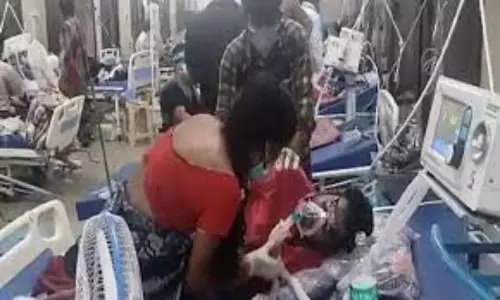 Oxygen Shortage at Ruia Hospital 11Dead Oxygen Shortage at Ruia Hospital 11Dead