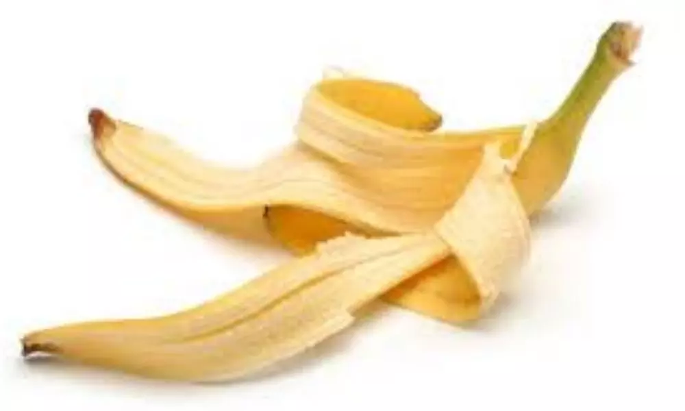 Benefits of Banana Peels, Beauty Care with Banana Peels | Banana Peels for Pigmentation