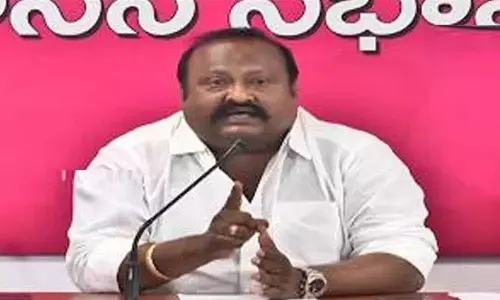 Gangula Kamalakar Slams Etala Rajender