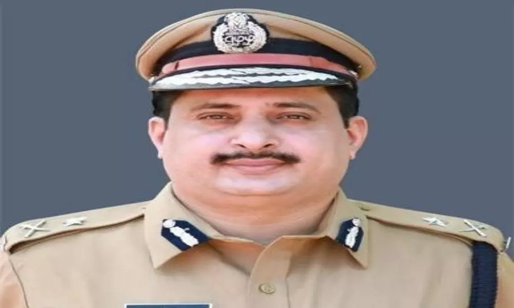 Kerala IG laxman Nayak Strong Warning to Warangal Young Boy