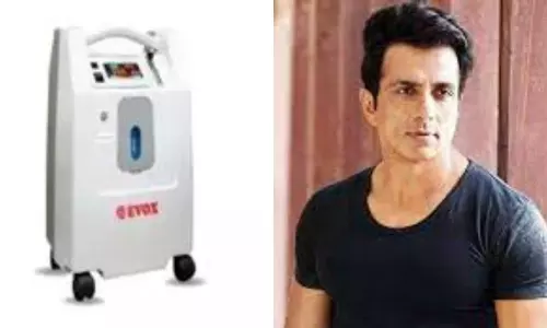 Sonu Sood Send Oxygen Mission to Corona Patient Home in Hyderabad