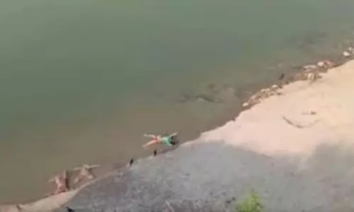 Again Ded Bodies Located at Ganga Rvier Again Ded Bodies Located at Ganga Rvier
