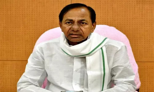CM KCR Key Decision on Vaccination