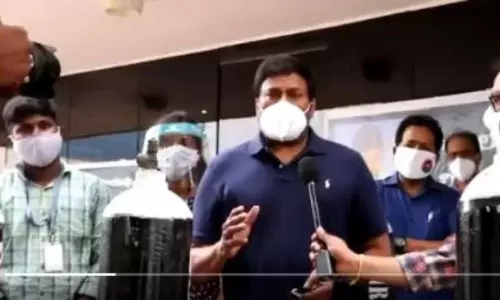 Chiranjeevi Oxygen Banks: Megastar Chiranjeevi to Open Oxygen Bank In Guntur Chiranjeevi Oxygen Banks: Megastar Chiranjeevi to Open Oxygen Bank In Guntur