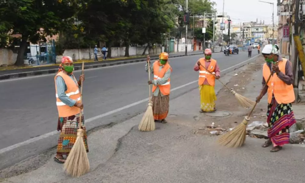 Covid 19 Frontline Warriors Facing Problems in Hyderabad