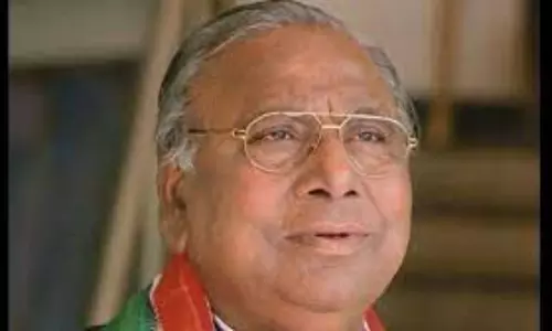 VH Demanded 2 lacs compensation