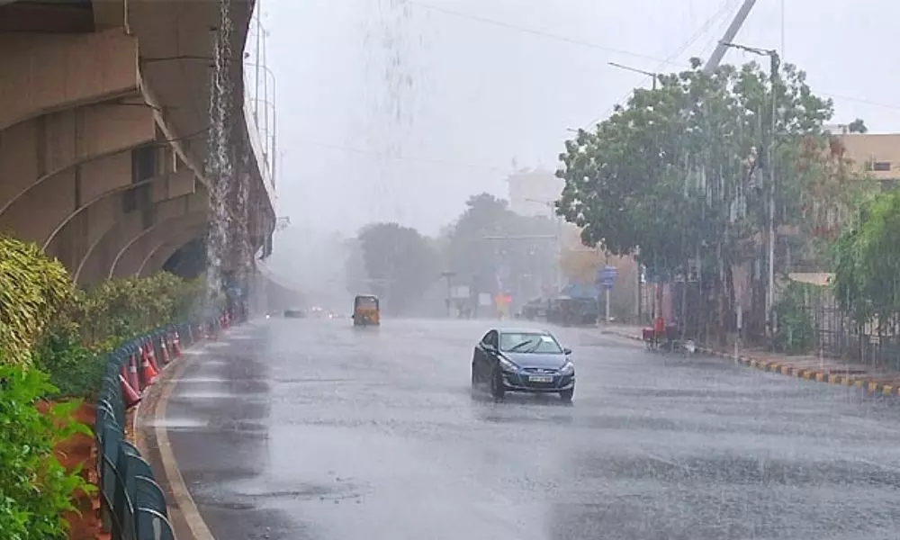 Heavy Rains in Some Areas in Hyderabad