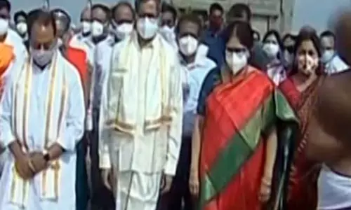 CJI NV Ramana Visits Yadadri Sri Laxmi Narasimha Swamy Temple