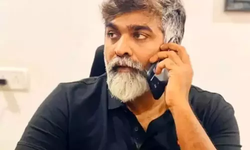 Vijay Sethupathi Donates 25 Lakhs to CM Relief Fund Vijay Sethupathi Donates 25 Lakhs to CM Relief Fund