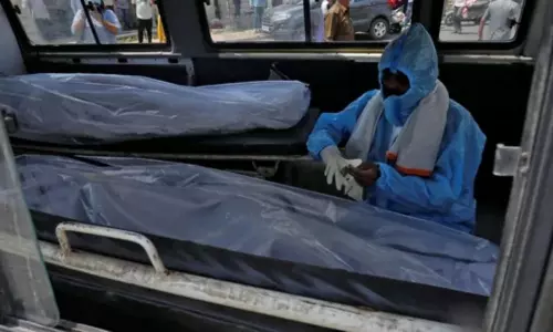 Union Government told the Supreme Court that Cannot pay Four Lakh as ex-Gratia to kin of All Covid-19 Victims