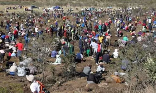 South Africa Diamond Rush Threatens Health South Africa Diamond Rush Threatens Health