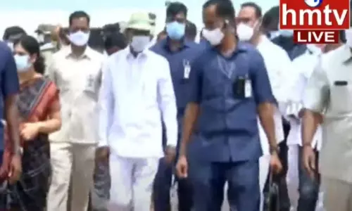 Ongoing CM KCR Tour in Vasalamarri Ongoing CM KCR Tour in Vasalamarri