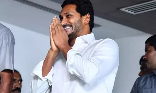 CM Jagan Says Thanks to Megastar Chiranjeevi in Twitter About Covid Vaccination Drive CM Jagan Says Thanks to Megastar Chiranjeevi in Twitter About Covid Vaccination Drive