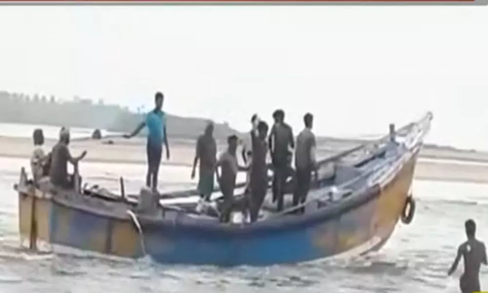 A Boat Capsized in East Godavari District Kakinada