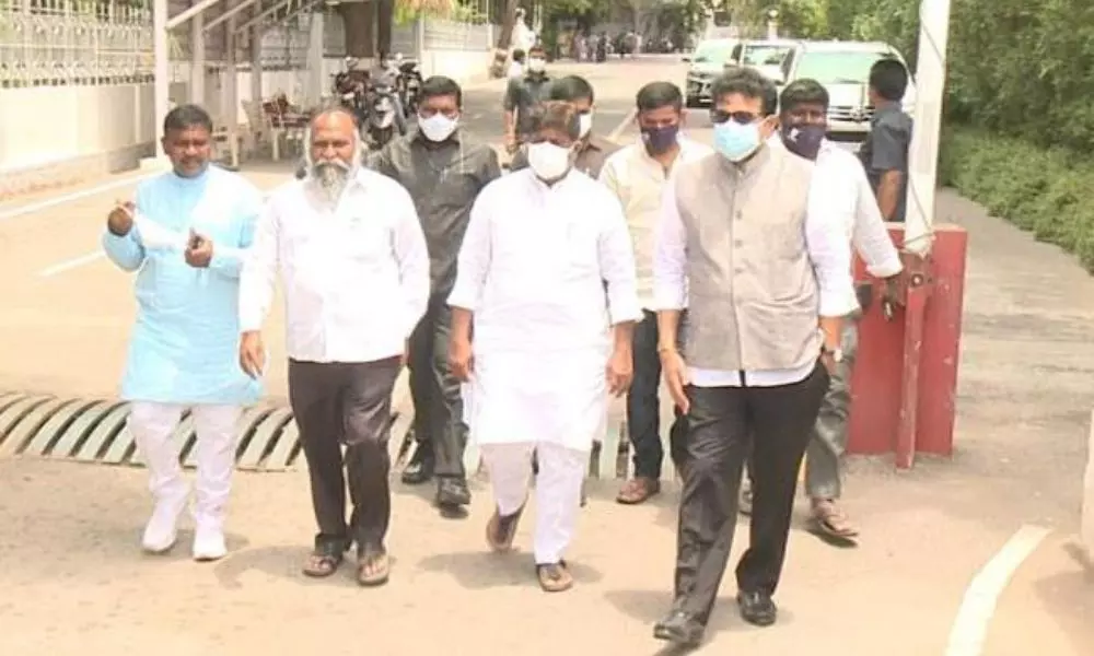 Congress Leaders Meet Governor Tamilisai Soundararajan