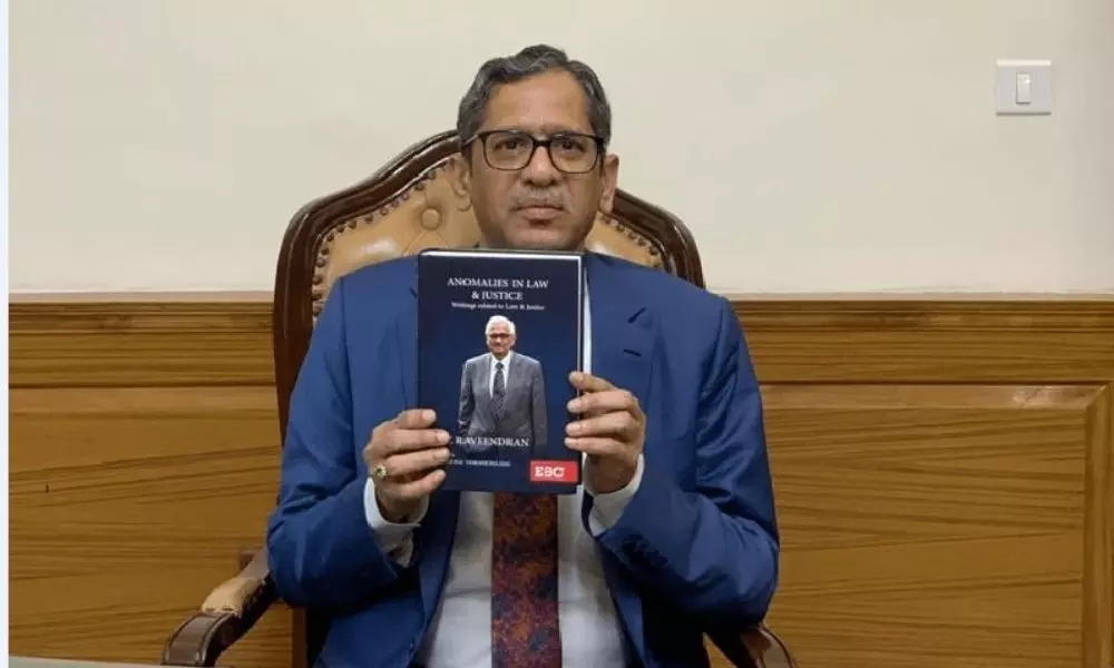 CJI Ramana Unveils Justice RV Raveendran’s Book