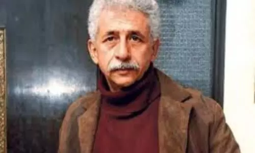 Actor Naseeruddin Shah Admitted to Hospital due to Pneumonia Actor Naseeruddin Shah Admitted to Hospital due to Pneumonia